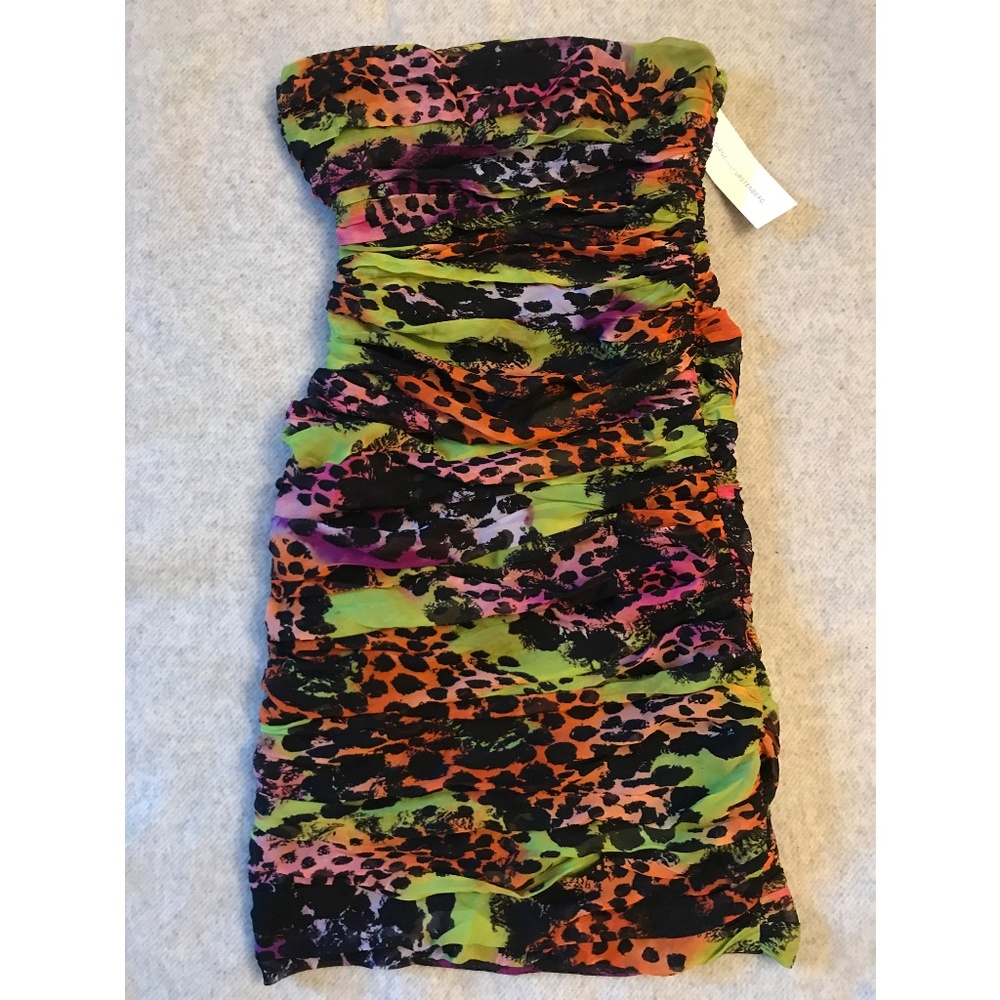 DVF Diane von Furstenberg Strapless Cocktail Dress - Perfect for Prom!